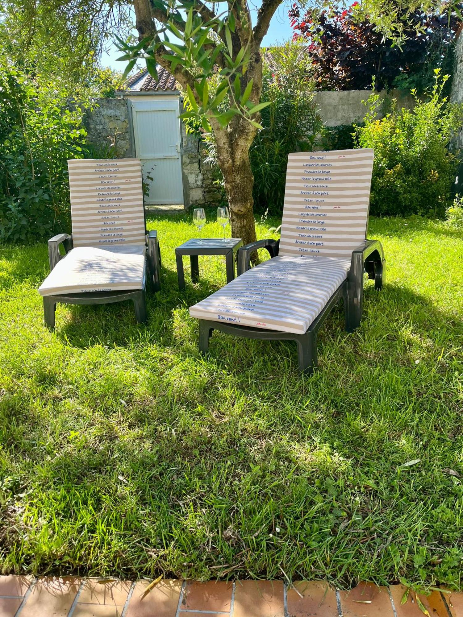 Maisonnette 40 Saint-Froult Luaran gambar
